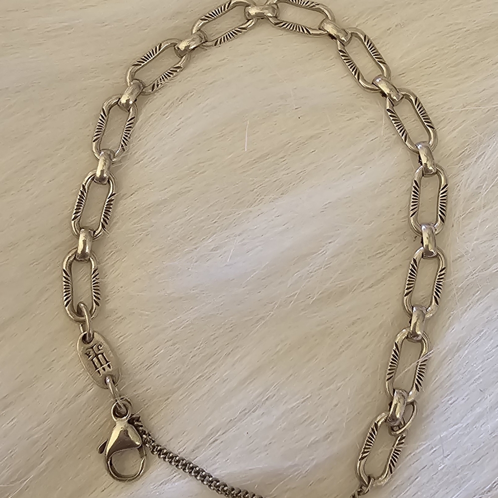 James Avery Oval Twist Charm Bracelet - Picture 5 of 7